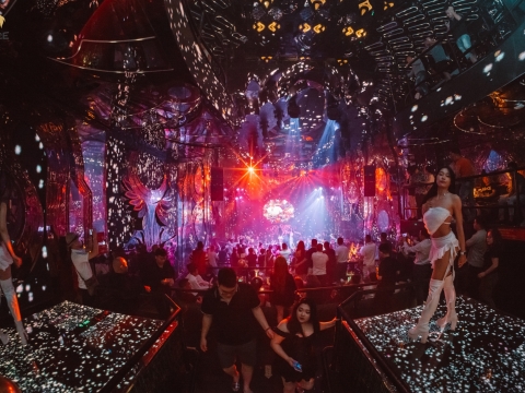 Ca sĩ Tuấn Hưng & Dancer TAMMY