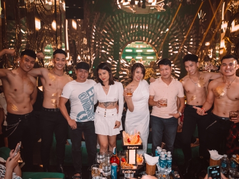 Hình ảnh tháng 10