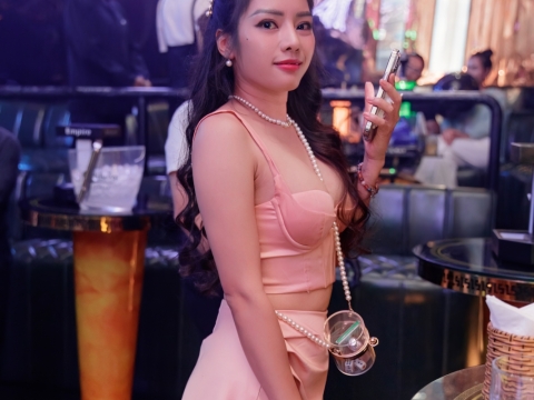 Hình ảnh khách hàng tháng 9