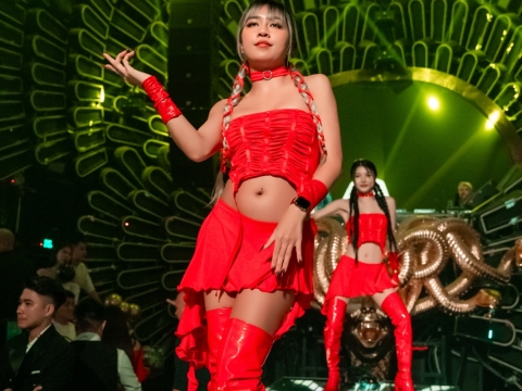 Ca sĩ Tuấn Hưng & Dancer TAMMY