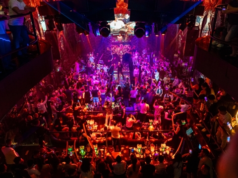 Ca sĩ Tuấn Hưng & Dancer TAMMY