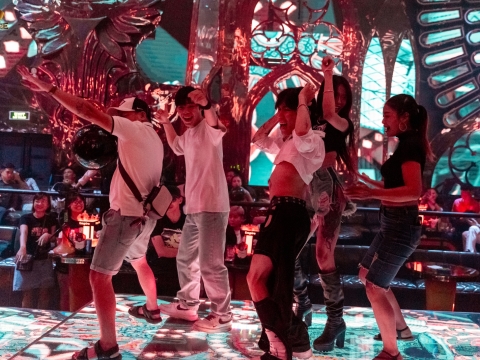 Hình ảnh khách hàng tháng 9