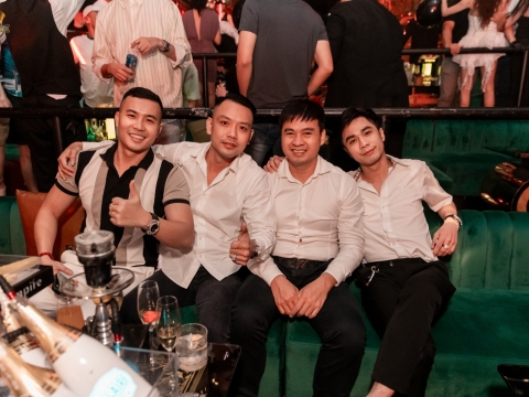 Hình ảnh khách hàng tháng 9