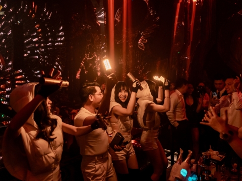 Hình ảnh khách hàng tháng 9