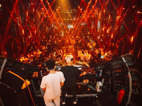 Hình ảnh không gian quán