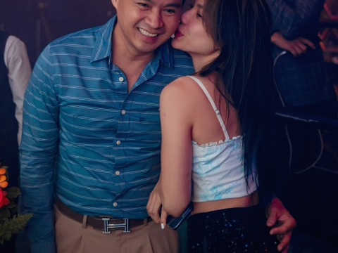 Hình ảnh khách hàng tháng 4