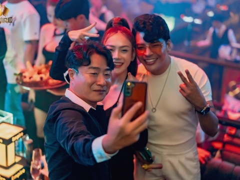 Hình ảnh khách hàng tháng 6