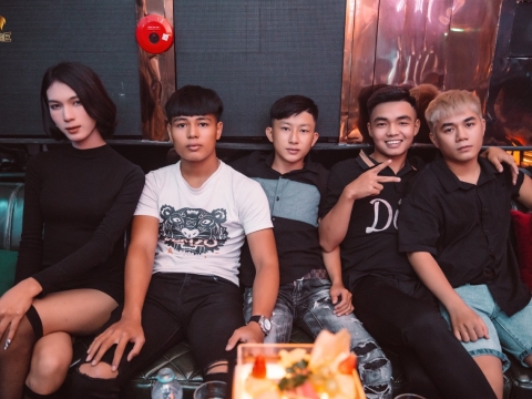 Hình ảnh khách hàng tháng 8