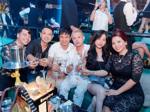 Hình ảnh khách hàng tháng 9