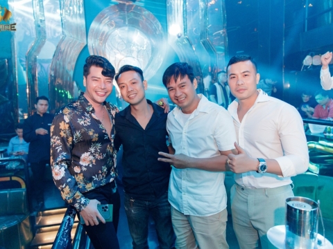 Hình ảnh khách hàng tháng 9