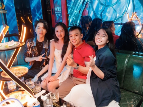 Hình ảnh khách hàng tháng 9